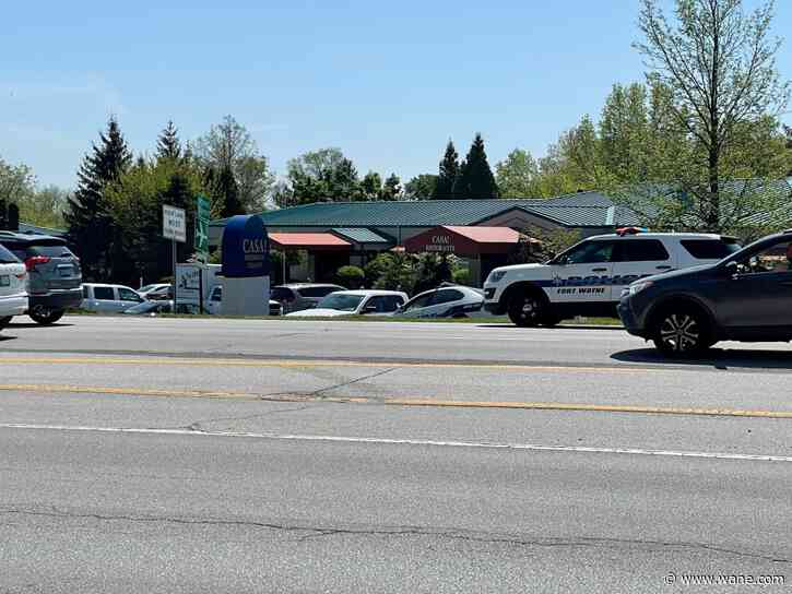 Fort Wayne Police release details in 3-car crash with squad car