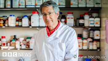 Needle-free Covid vaccination trials taking place in Cambridge