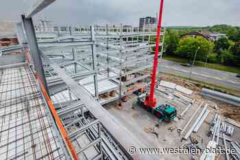 Universität Paderborn verteidigt neues Parkhaus
