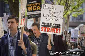 Writers strike felt in missing NBC stars, absence of Fox schedule for TV sales pitches