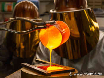 Neue Gläser aus dem Computer