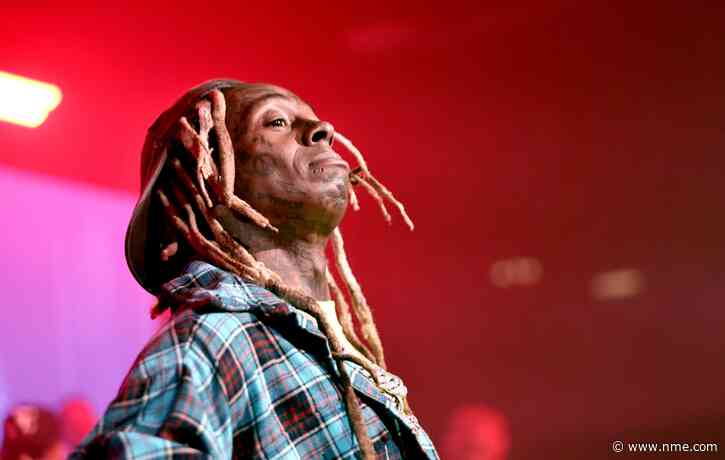 Lil Wayne cuts gig short after lacklustre crowd response