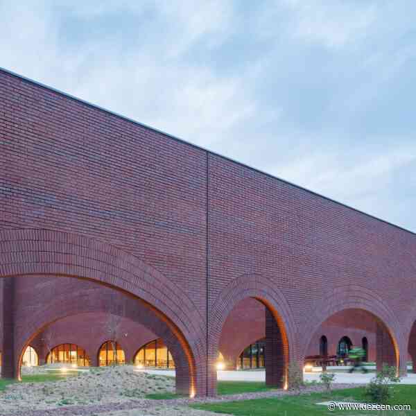 Lina Ghotmeh wraps Hermès leather workshop in "galloping arches"