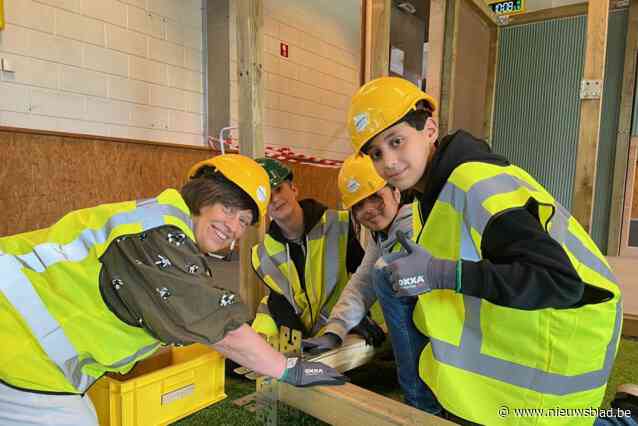 Scholieren ontdekken de bouwsector met bouwpakket en online game: “Opleiding dichter bij realiteit brengen”