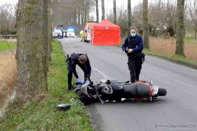 Politierechtbank buigt zich over verkeersongeval waarbij motorrijder Jamy (25) het leven liet: “Er valt niets te winnen vandaag”