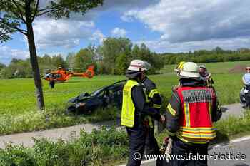 Bielefeld: Autofahrerin (86) kracht gegen Baum