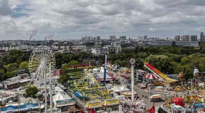 "On a tous été éclaboussés de sang": le récit glaçant de la tante de l'enfant blessé après avoir été happé par un manège à la foire du Trône à Paris