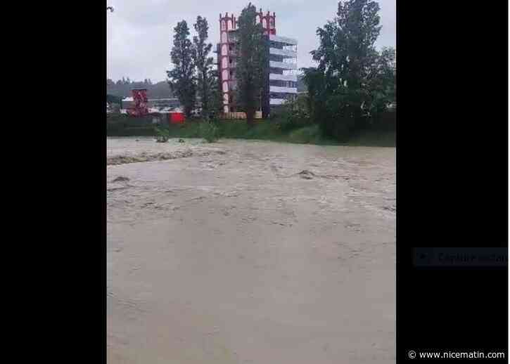 Début d'inondation en Italie, les équipes de Formule 1 contraintes d'évacuer le circuit d'Imola