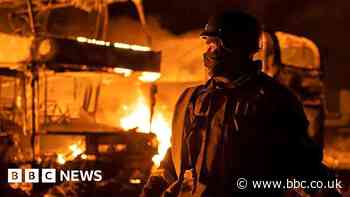 Ukraine war: Kyiv hit by 'exceptional' number of missiles