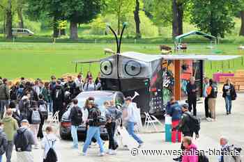 Solarmobil macht Halt auf der Landesgartenschau Höxter