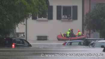 Schwere Unwetter in Italien - Rund 900 Menschen evakuiert