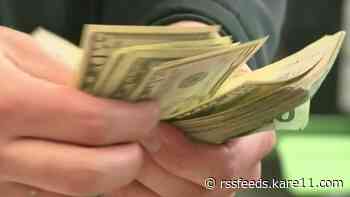 Experts: The majority of parents have made financial sacrifices for adult children