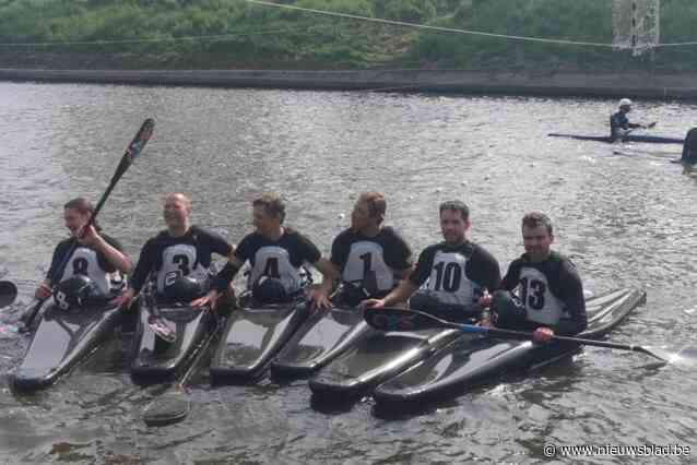 Triton kajakpolo promoveert naar eerste nationale