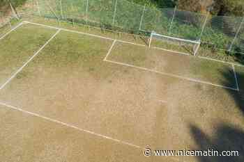 Sécheresse: l'arrosage pour les compétitions sportives interdit en journée en cas de "crise"