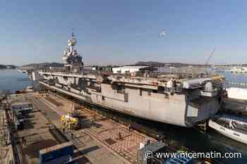 Le Charles de Gaulle entre au bassin Vauban pour un arrêt technique jusqu'à mi-novembre