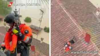 Spektakuläres Video: Italienische Küstenwache rettet Menschen mit Hubschrauber vom Dach