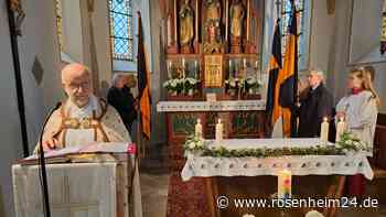 Bad Aiblinger Stadtpfarrer Georg Neumaier zum Kolpingkreuz: „Kein Marterpfahl, sondern Siegeszeichen“