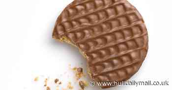 Aldi pokes fun at shop 'selling McVitie's chocolate digestives for £5.39'
