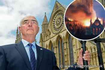 Tributes to ex-fire officer Alan Stow who fought York Minster blaze