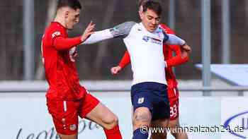 Flutlicht-Derby in Traunstein - Wasserburger Löwen haben Eggenfelden zu Gast