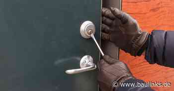 Das Infocenter der R+V Versicherung warnt: Feuerhemmende Türen schützen kaum vor Einbruch