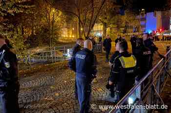 Gewalt am Bahnhof: Männer treten auf am Boden liegenden Herforder ein