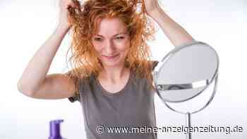 Kaschieren und pflegen: So hält die Haarfarbe länger
