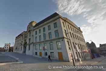 Clover Health Centre Woolwich to permanently close