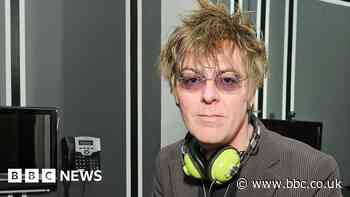 Andy Rourke: The Smiths bassist dies aged 59