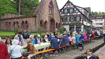 Fairtrade in Bad Herrenalb: Die längste Kaffeetafel der Stadt