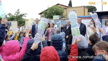 VIDEO | Macchine "mangia plastica" anche nelle piazze di tutti i quartieri: in totale saranno 60