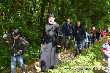 180 Kinder starten in Bad Wünnenberg in die Barfußpfad-Saison