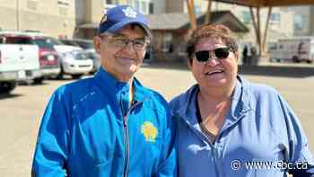 Saskatchewan wildfire evacuees grateful for community support but worried about their homes