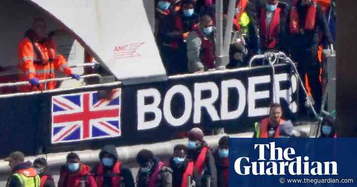 BBC asks author of controversial race report to assess migration coverage