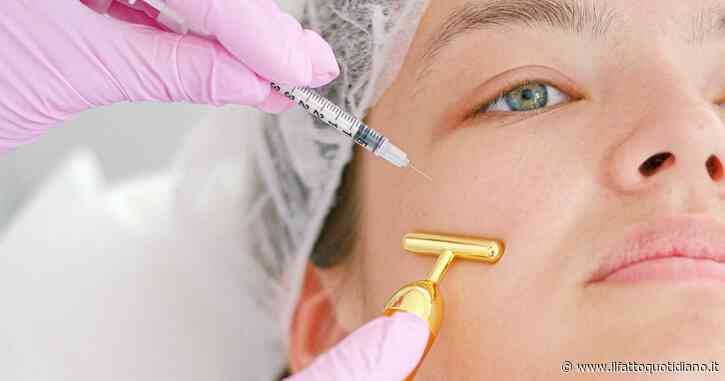 Le priorità della maggioranza: mozione per togliere l’Iva sulla chirurgia estetica. Fratoianni: “Ossessione di ingraziarsi i ricchi”