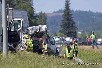 Seven people killed and others hurt in multi-vehicle crash in Oregon