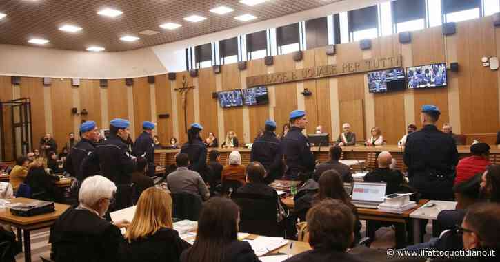 Processo per il femminicidio di Saman Abbas, per la prima volta si video-collega anche il padre Shabbar