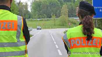 Tödlicher Unfall mit Motorrad: Für eine 24-Jährige kommt jede Hilfe zu spät