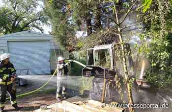 FW-WRN: FEUER_1 - LG2 - LZ1 - brennt Minibagger