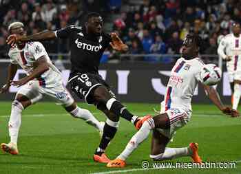 Ligue 1: Monaco s'incline à Lyon et dit adieu au podium
