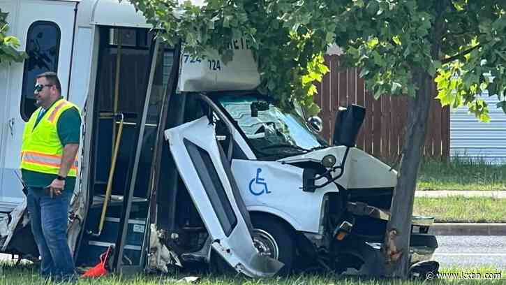 CapMetro van crashes, sends 7 to the hospital, ATCEMS says