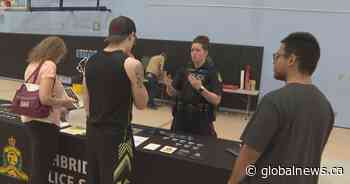 ‘Trying to fill those gaps’: Police agencies team up for joint recruitment event in Lethbridge