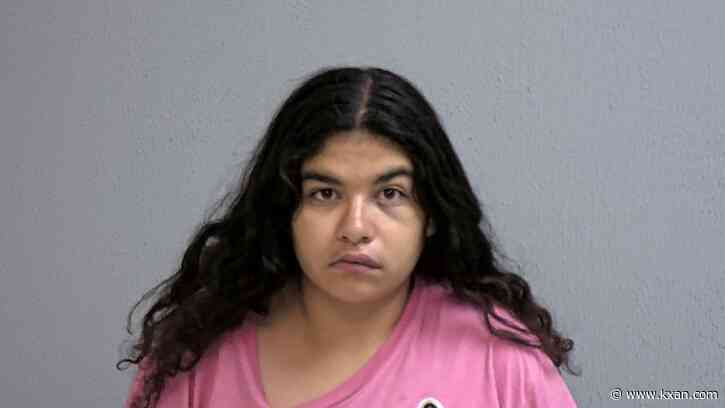 PD: Texas mom upset after losing weed, slaps newborn 'I can hit her'