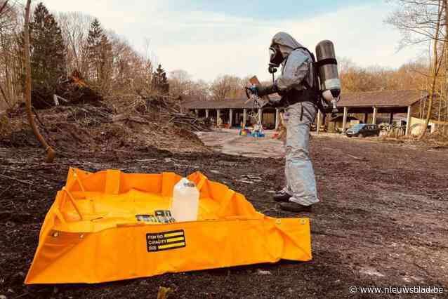 DOVO oefent in enkele openbare gebouwen
