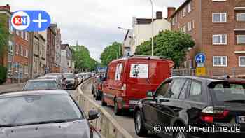 Debatten um Mini-Mauer gegen Linksabbieger auf Preetzer Straße in Kiel