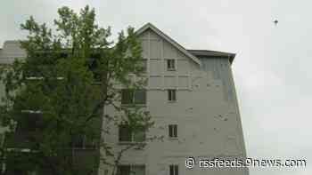 Former tenants sue owners of Denver apartment complex