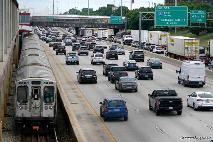 What causes those 'unexplainable' traffic jams?