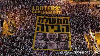Proteste gegen israelische Regierung reißen nicht ab - Zehntausende demonstrieren