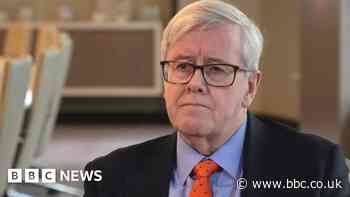 Tesco chairman John Allan to quit after claims over behaviour