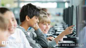 Schools bewildered by AI advances, say head teachers